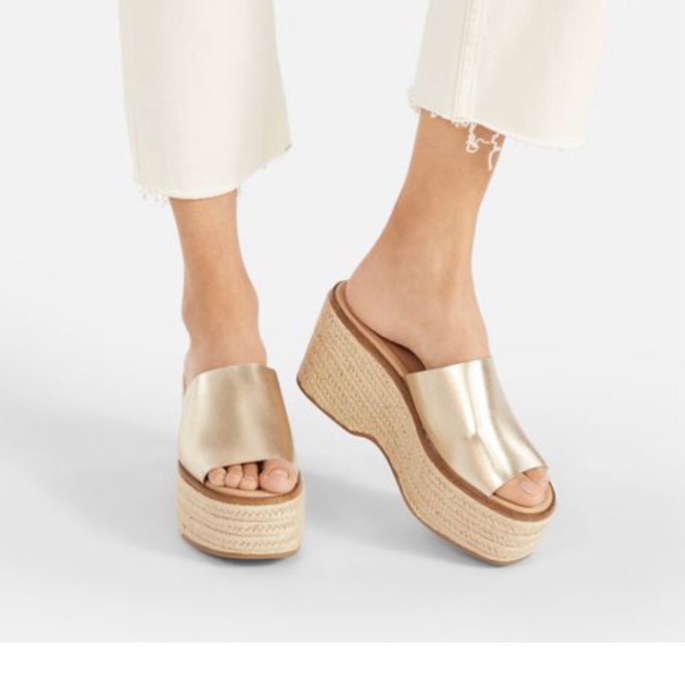 Platform sandals